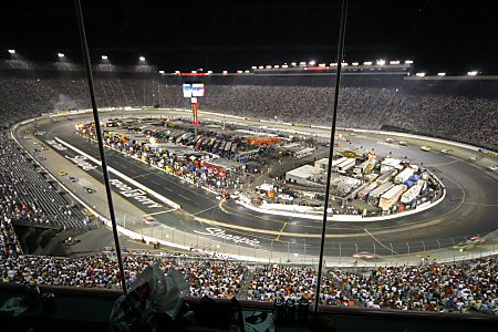 Bristol Motor Speedway Busch Series FoodCity 250, race underway