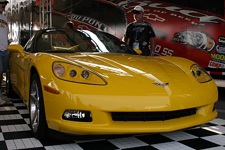 Bristol Motor Speedway NASCAR Nextel Cup Series Sharpie 500, corvette